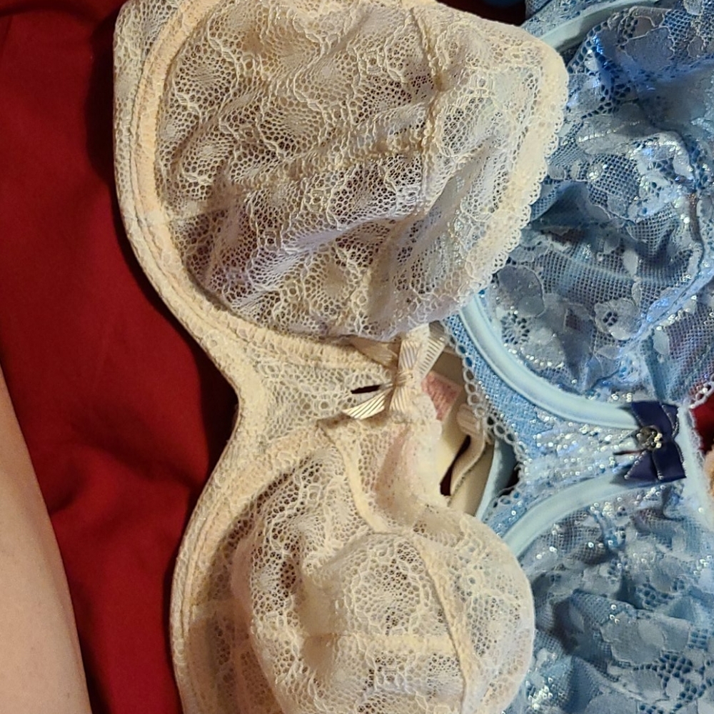 VS bras size 38C
